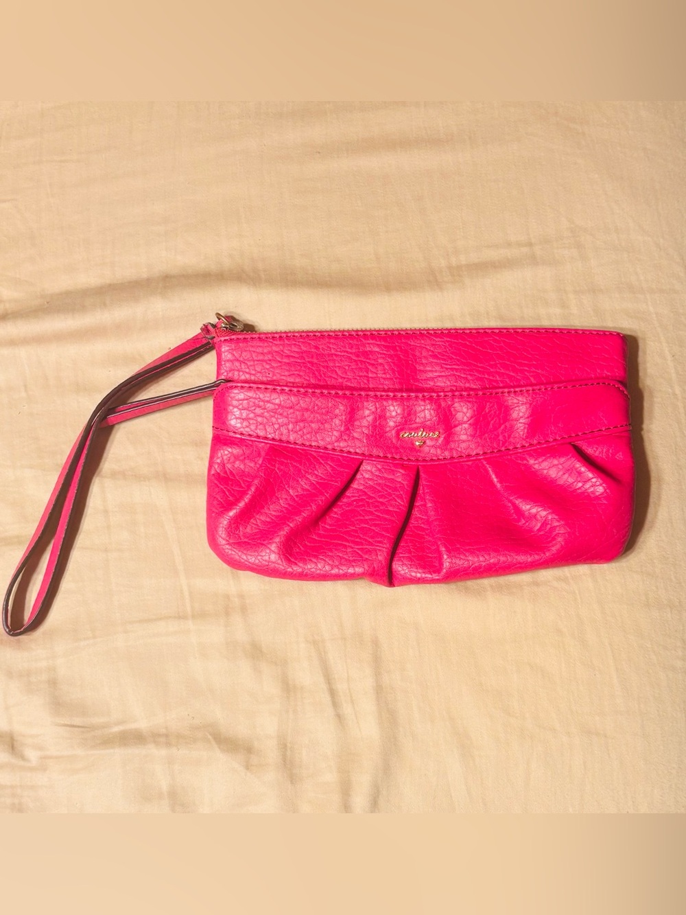 Juicy Couture Hot Pink Wristlet with Branded Logo Plate NWOT